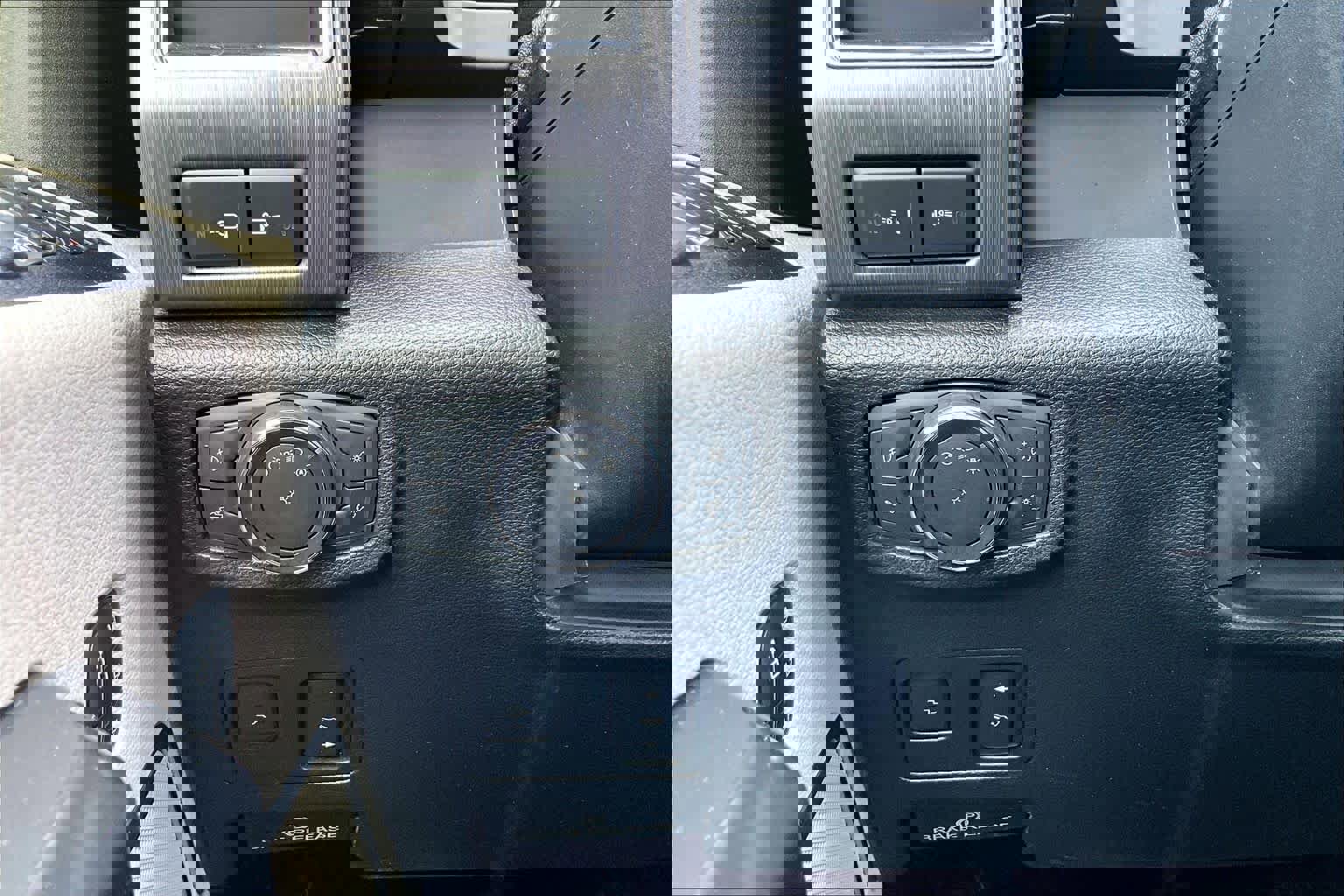 Used 2020 Ford F250 Limited w/ FX4 Off-Road Package image 33