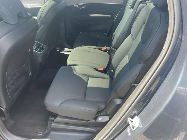 Used 2026 Volvo XC90 B6 Core w/ Protection Package AWD/4WD image 17