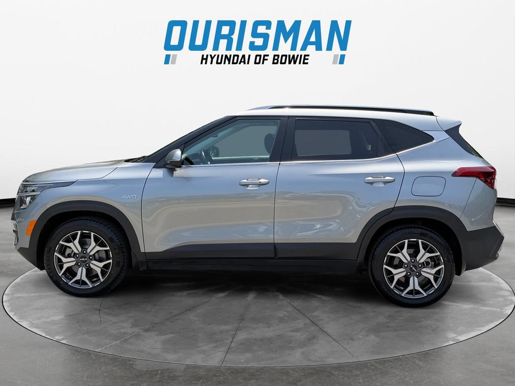 Used 2023 Kia Seltos EX AWD/4WD image 3