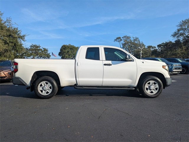 Used 2018 Toyota Tundra SR image 3