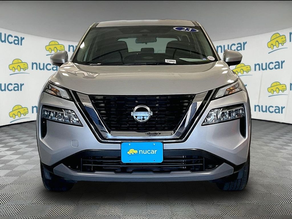 Used 2023 Nissan Rogue SV AWD/4WD image 2