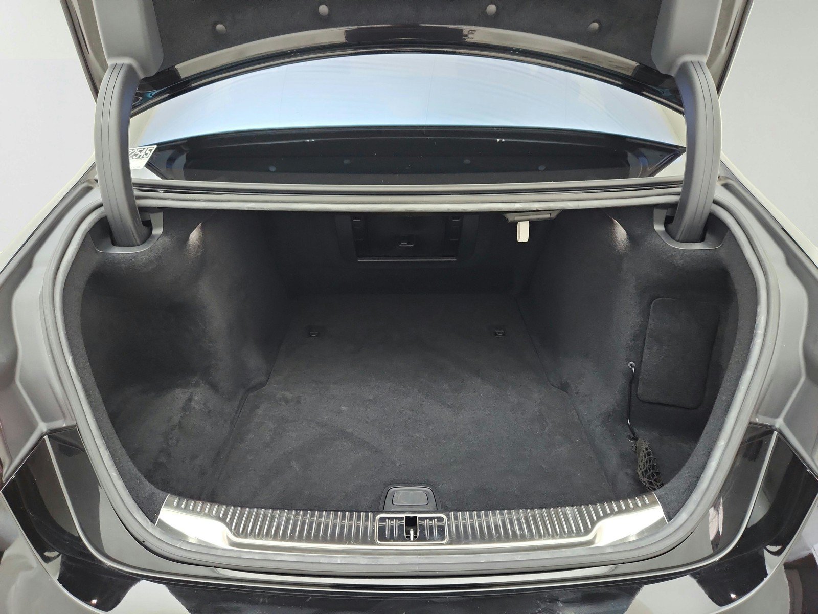 Used 2024 Mercedes-Benz S 580 4MATIC Sedan image 32
