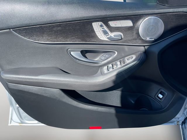 Used 2021 Mercedes-Benz C 300 Sedan image 25