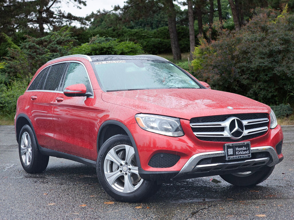 Used 2016 Mercedes-Benz GLC 300 4MATIC image 1