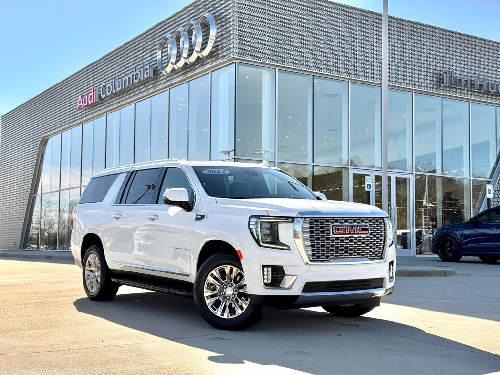 Used 2024 GMC Yukon XL Denali image 38