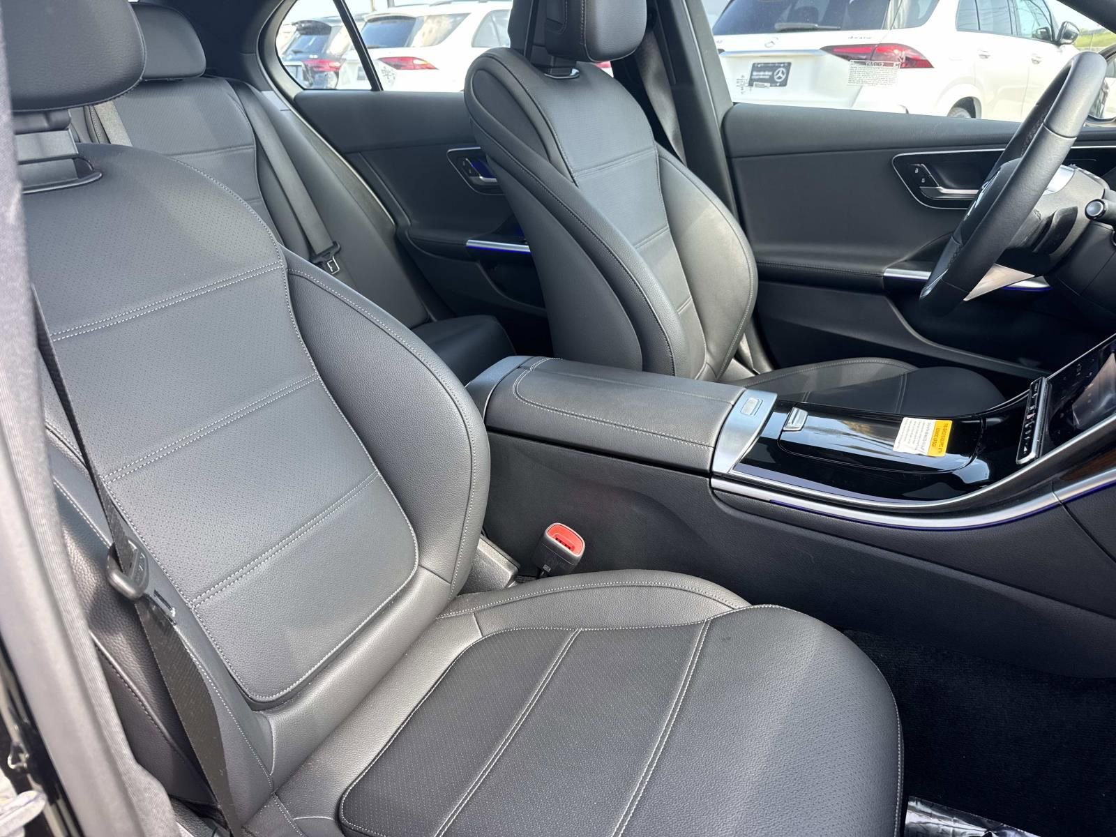 Used 2025 Mercedes-Benz C 300 Sedan image 12