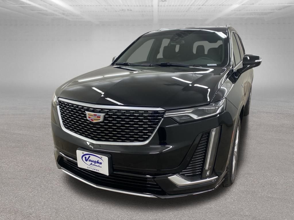 New 2025 Cadillac XT6 Luxury image 4