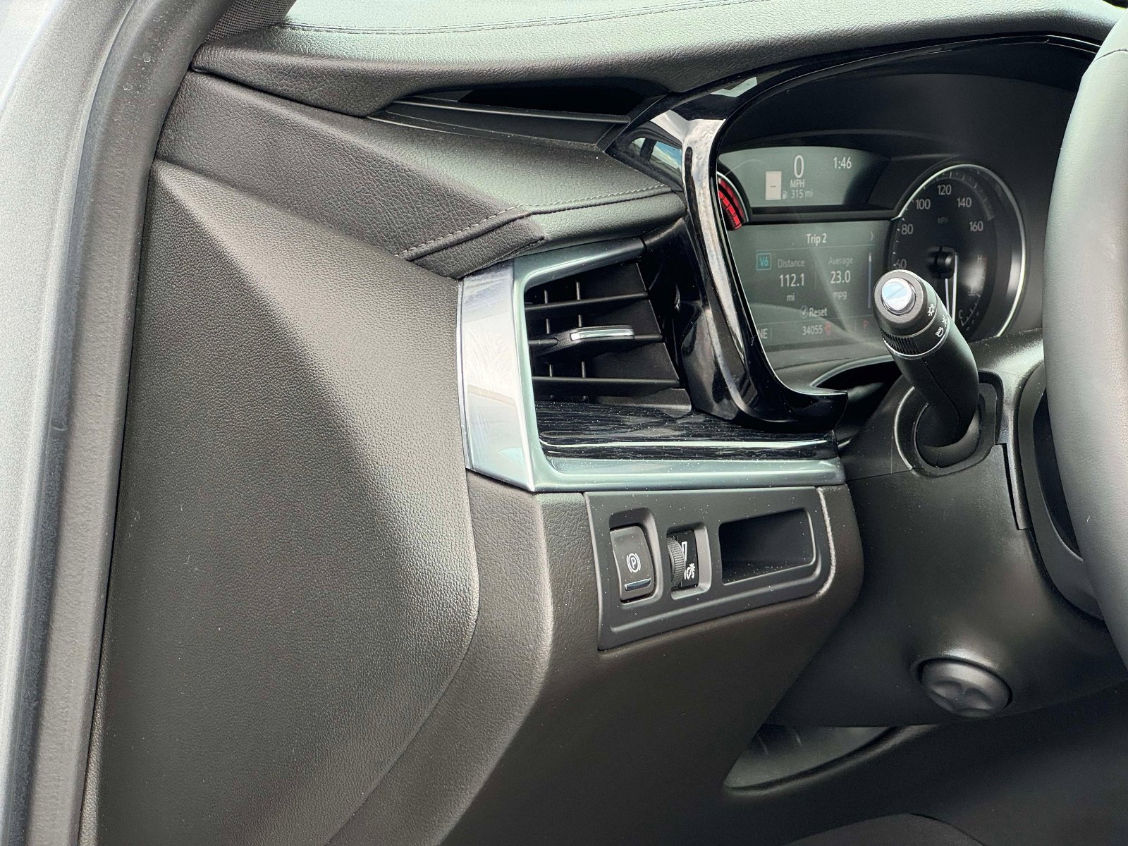 Certified 2025 Cadillac XT5 Premium Luxury FWD image 11