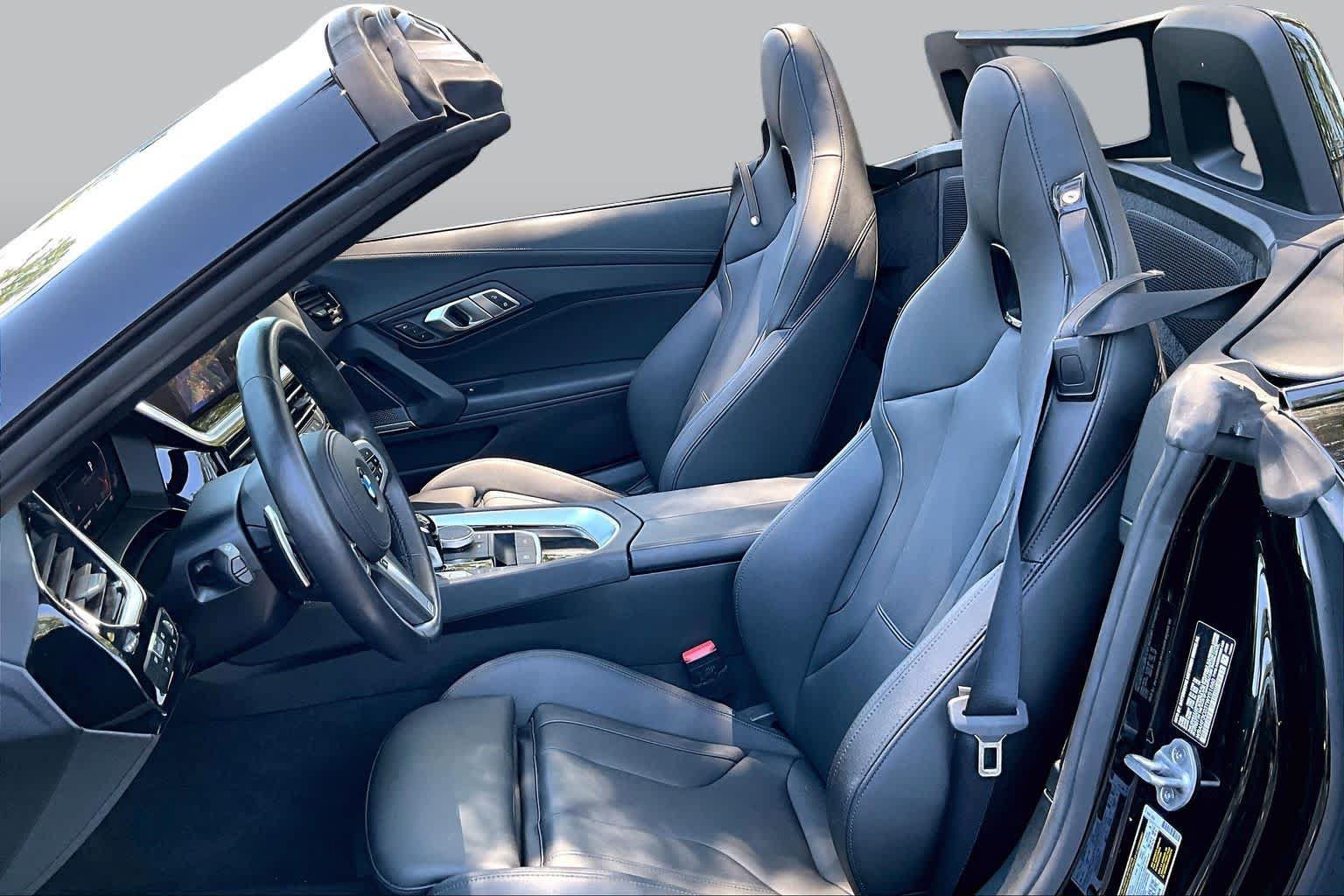 Certified 2026 BMW Z4 sDrive30i RWD image 7