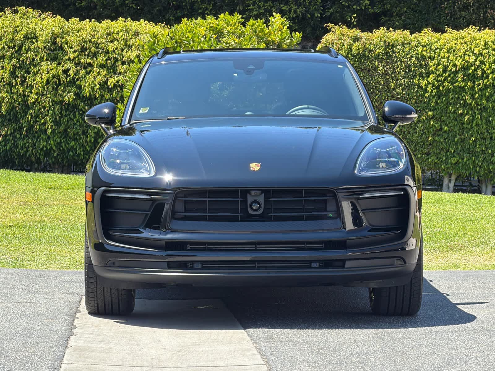 New 2026 Porsche Macan AWD/4WD image 11