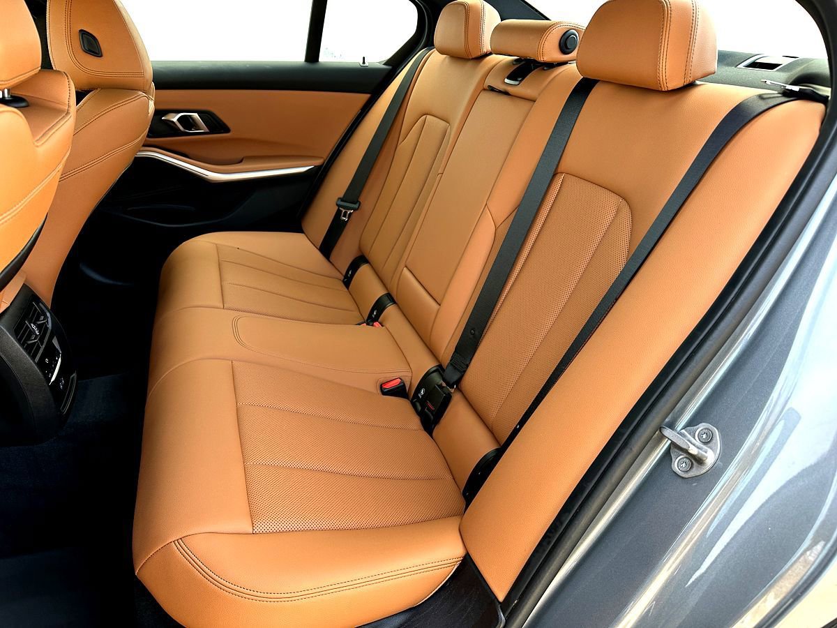 Certified 2024 BMW 330i Sedan image 18