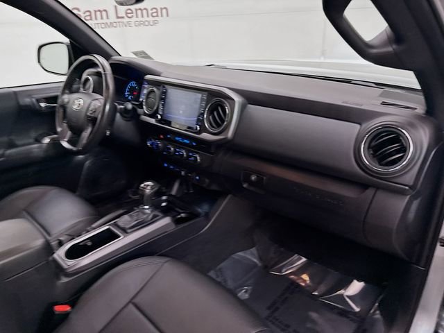 Used 2022 Toyota Tacoma TRD Off-Road w/ TRD Premium Off Road Package AWD/4WD image 29