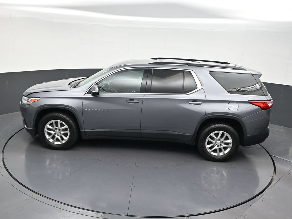 Used 2020 Chevrolet Traverse LT FWD image 19