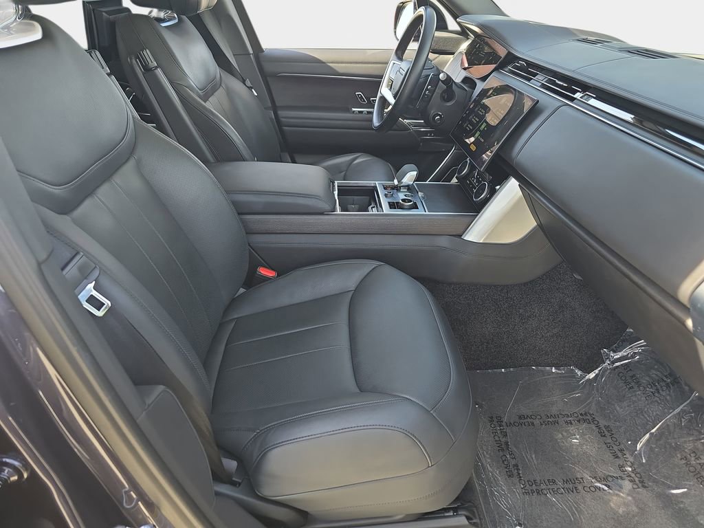 Used 2023 Land Rover Range Rover Autobiography image 10