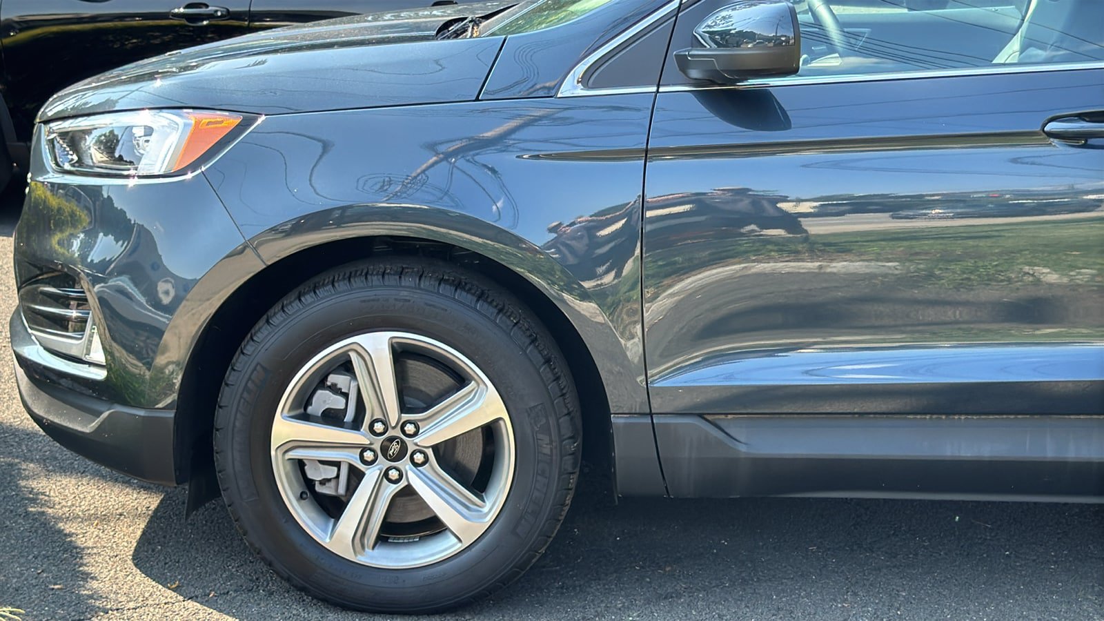 Used 2023 Ford Edge SEL w/ Convenience Package AWD/4WD image 5
