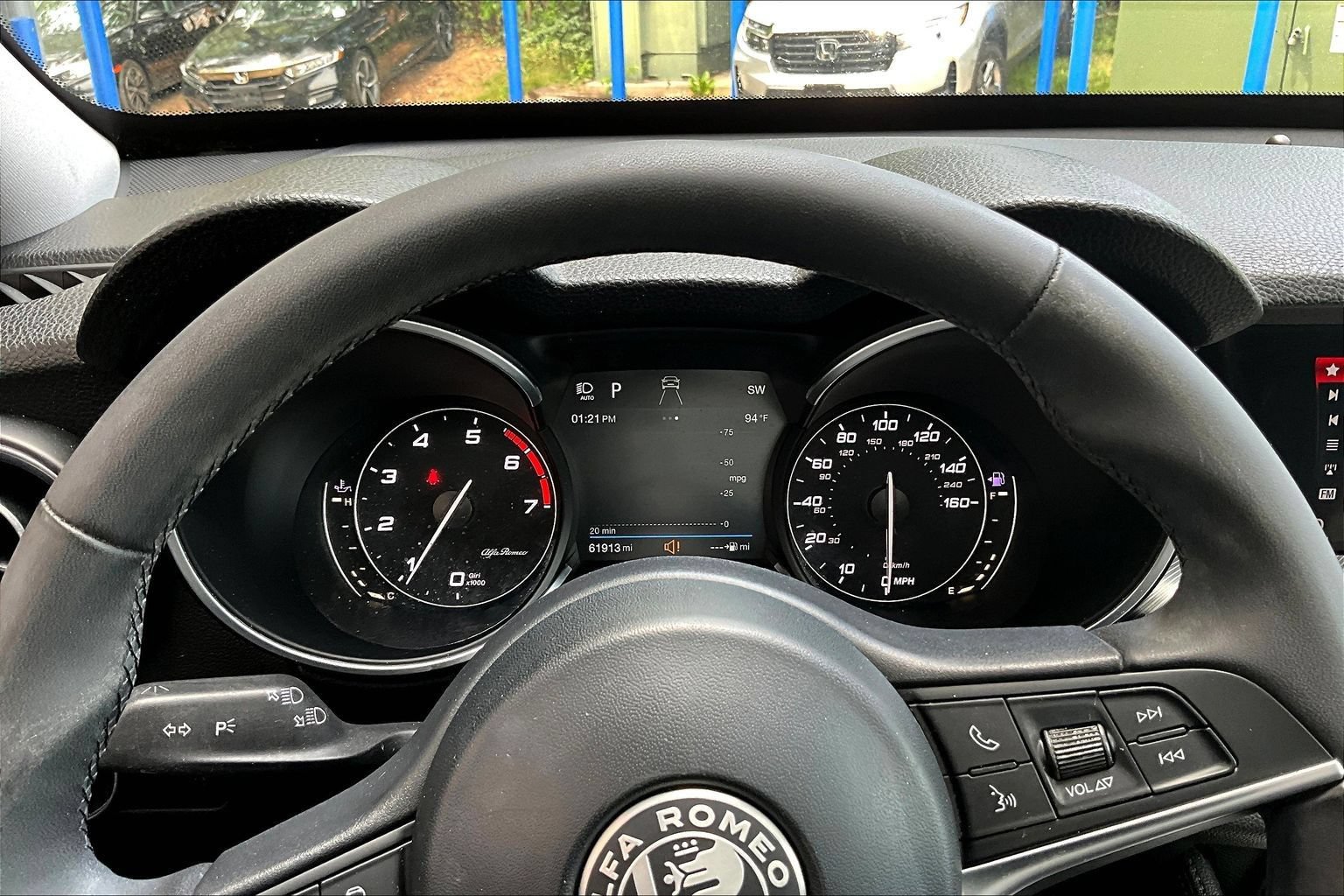 Used 2018 Alfa Romeo Stelvio Ti AWD/4WD image 14