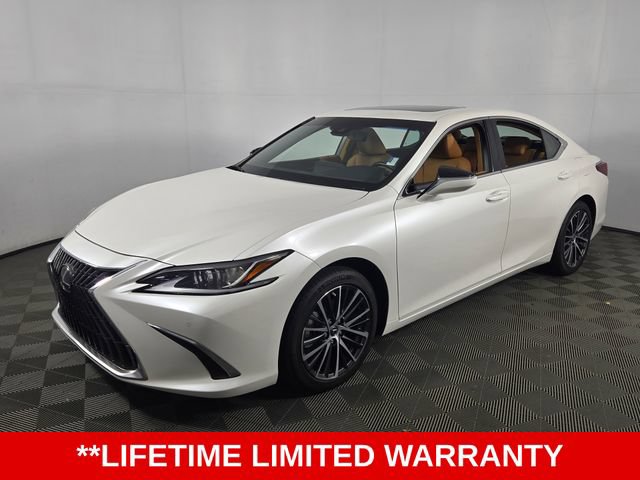 Used 2025 Lexus ES 350 w/ Premium Package FWD image 3