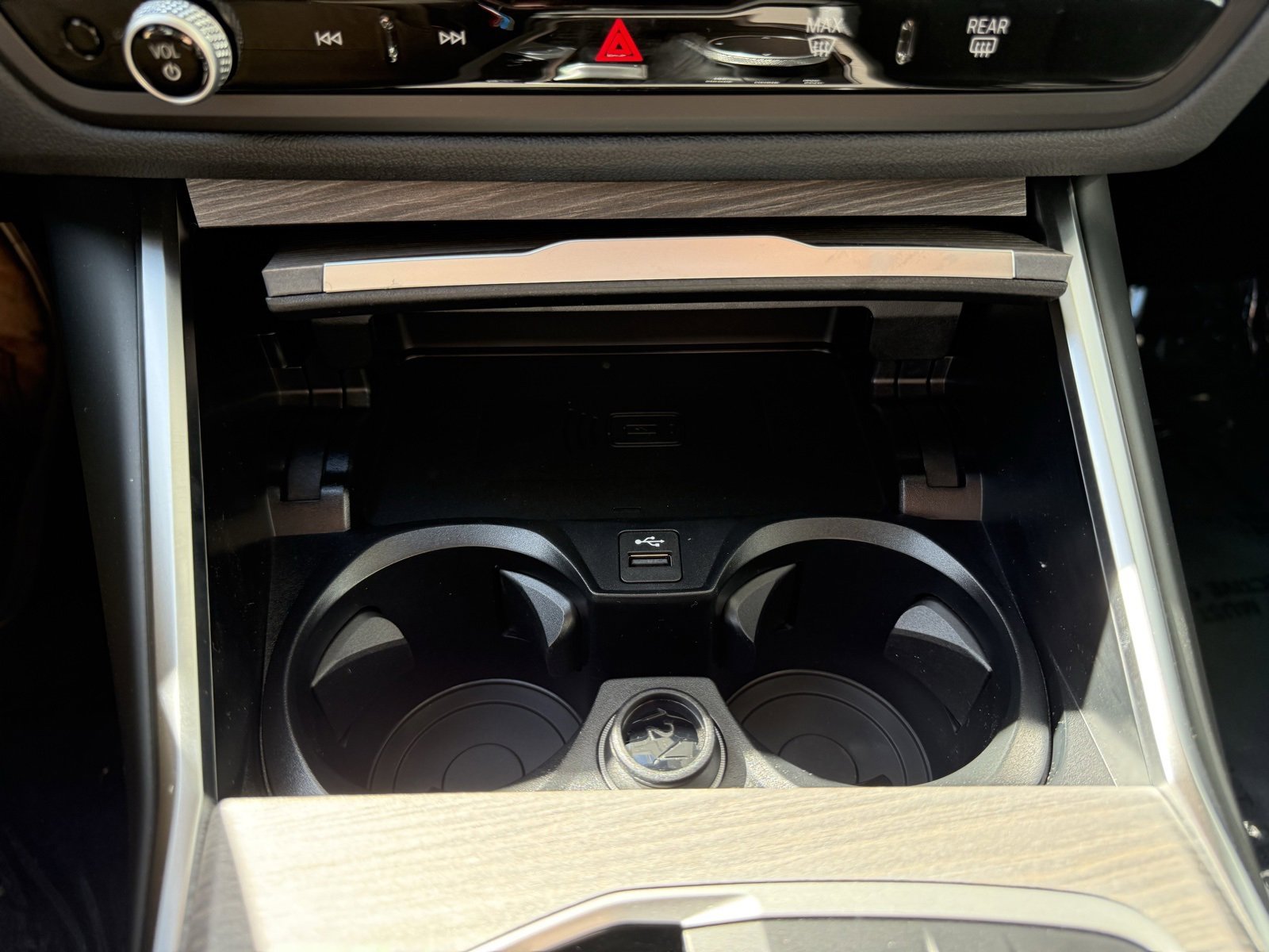 New 2025 BMW 430i Coupe w/ Convenience Package image 16