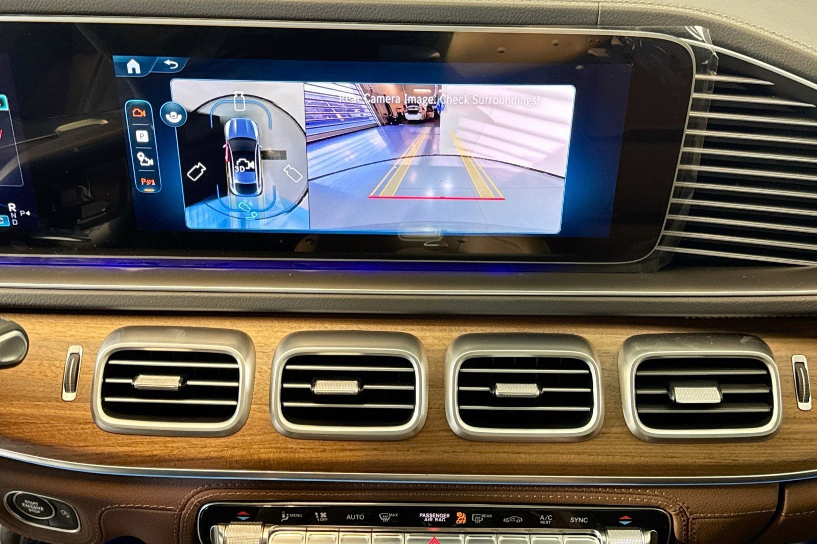 New 2026 Mercedes-Benz GLE 53 AMG 4MATIC Coupe image 13