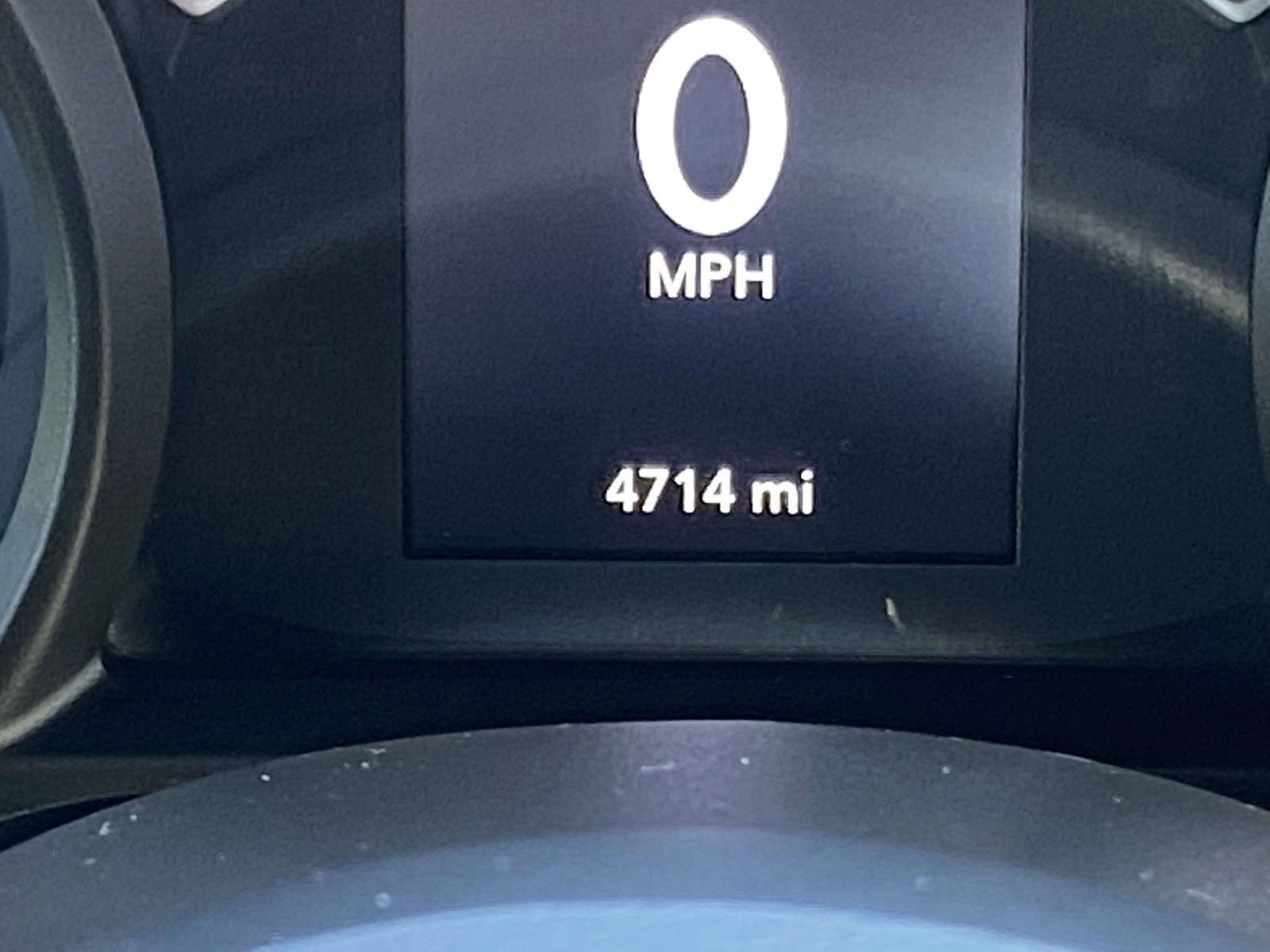 Used 2025 Jeep Wrangler Sport image 19