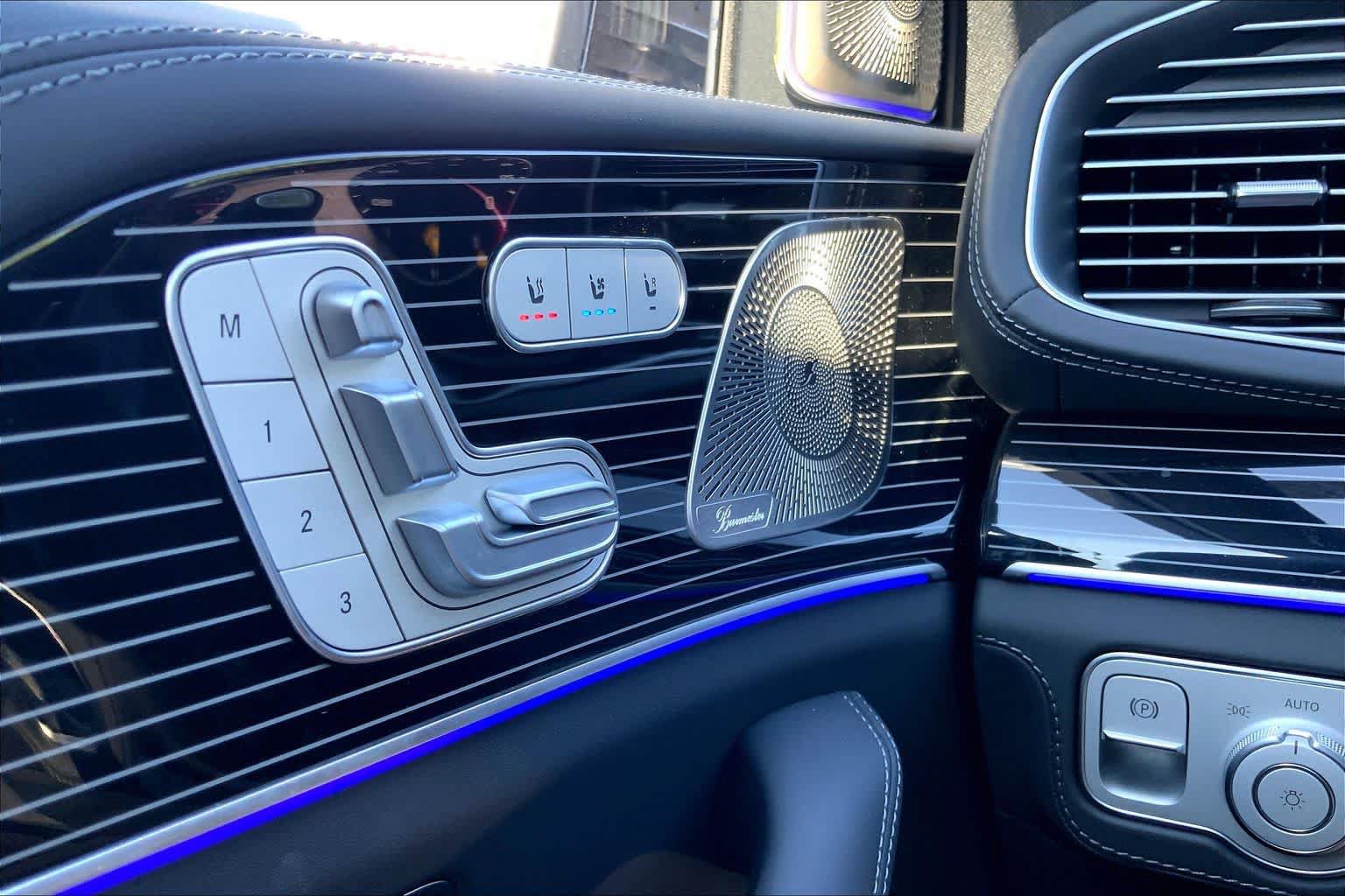 New 2026 Mercedes-Benz GLS 580 4MATIC image 24