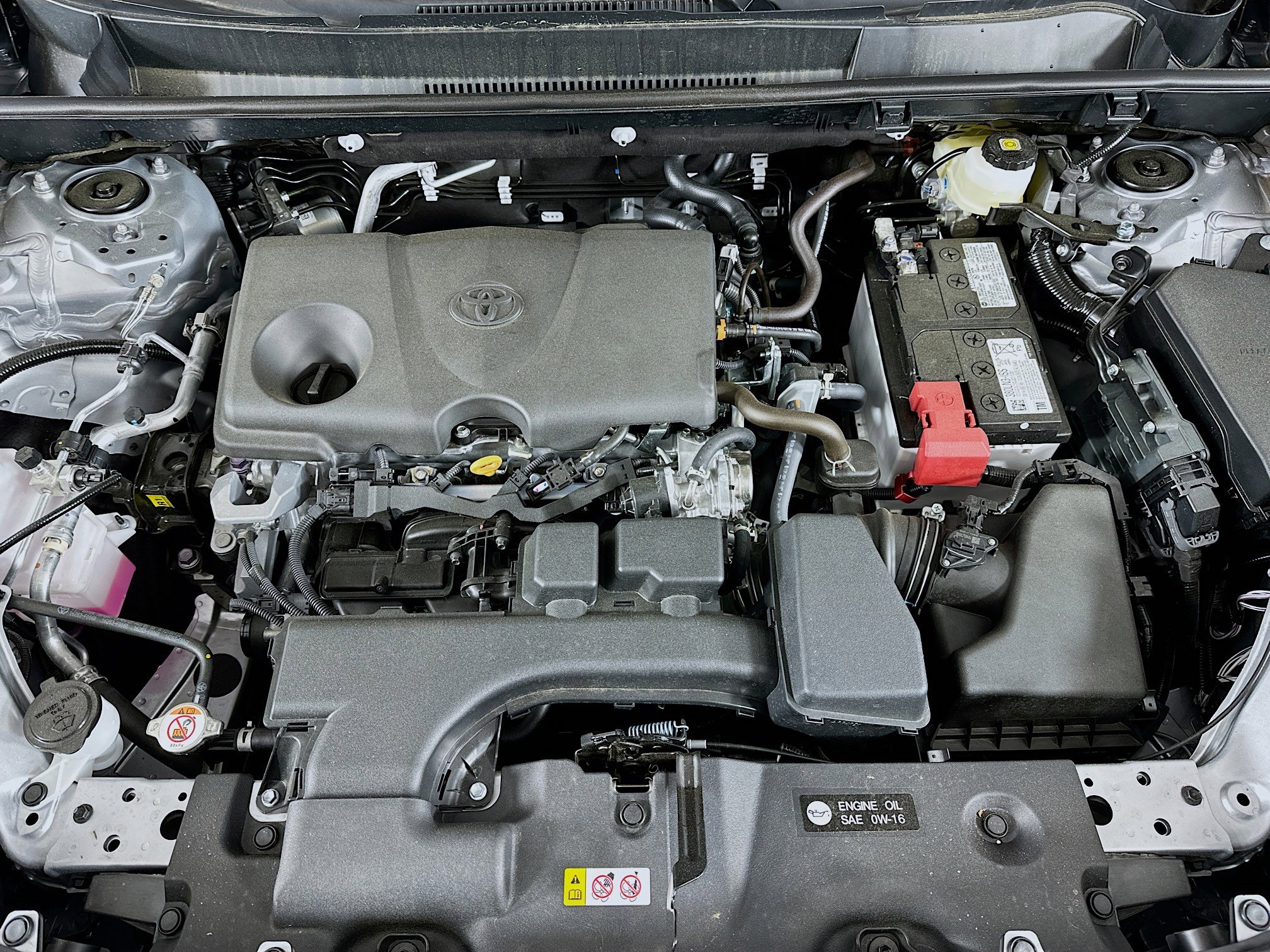 Used 2025 Toyota RAV4 XLE w/ Convenience Package FWD image 33