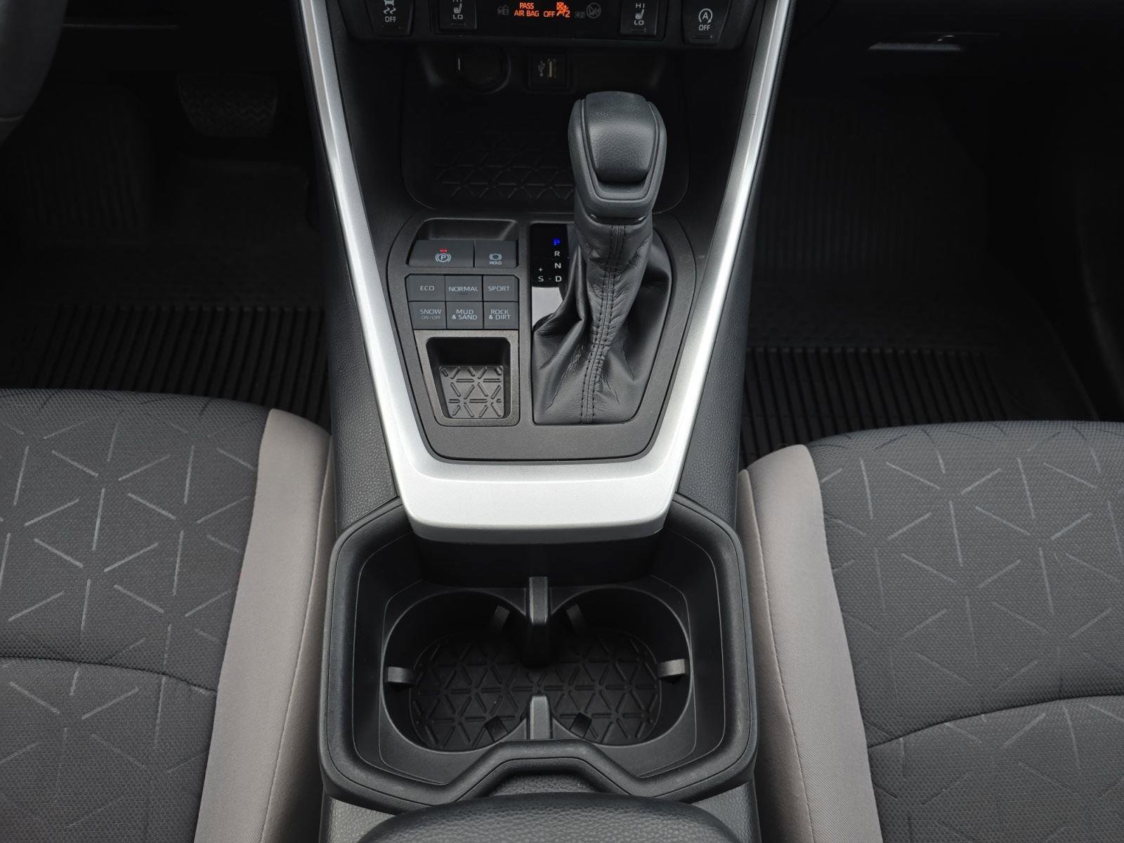 Used 2023 Toyota RAV4 XLE w/ Convenience Package image 19