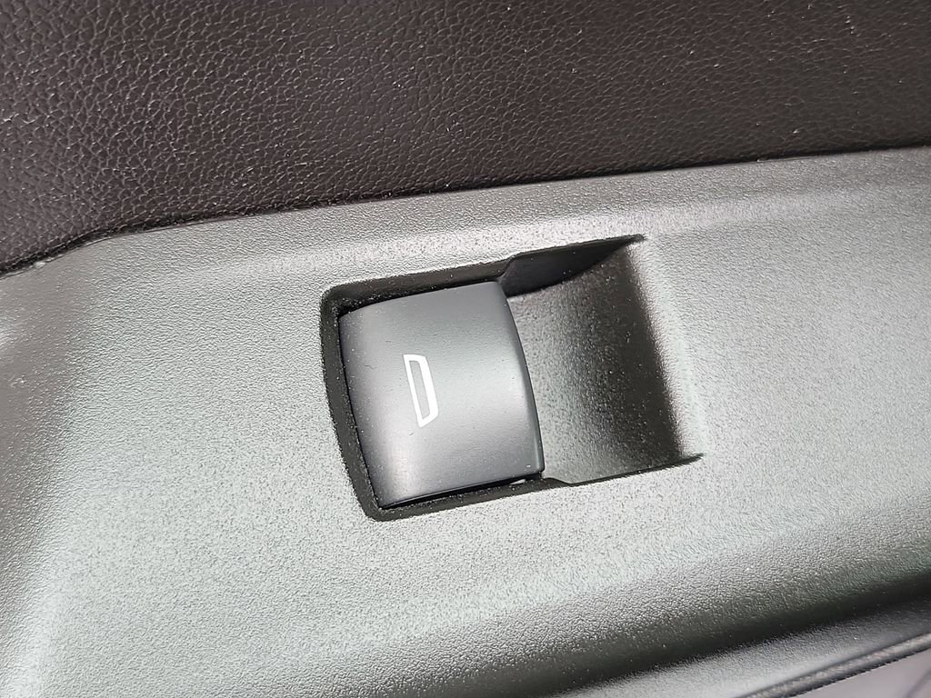 Used 2023 Chevrolet Bolt LT image 14