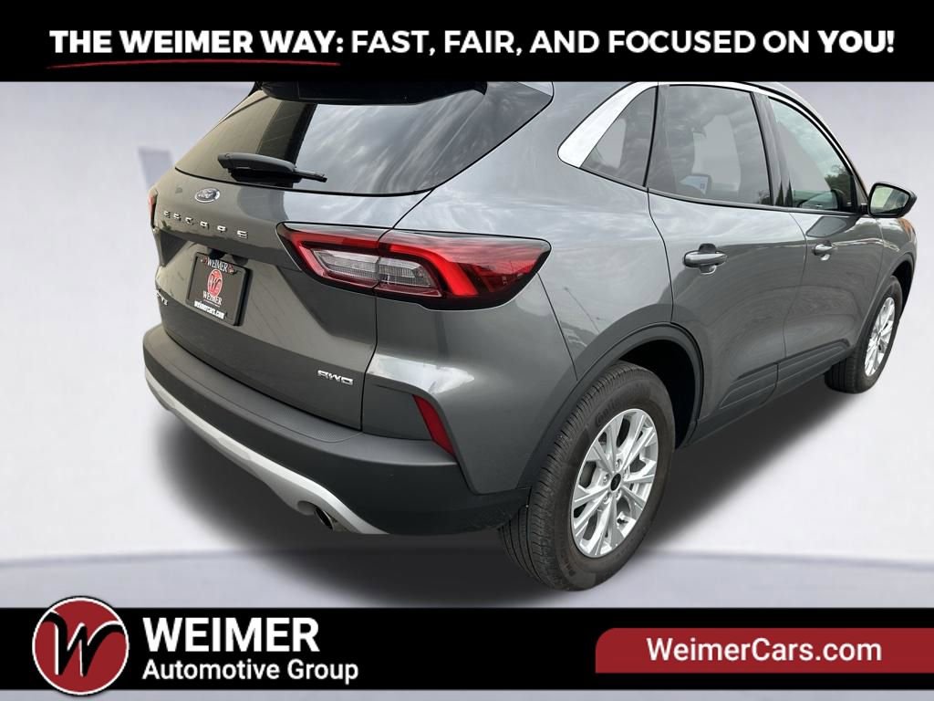 Used 2023 Ford Escape Active AWD/4WD image 25
