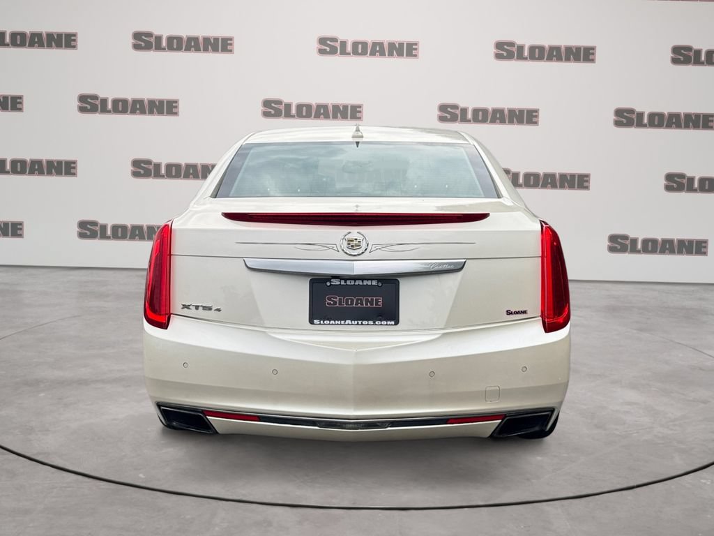 Used 2013 Cadillac XTS Premium AWD/4WD image 4