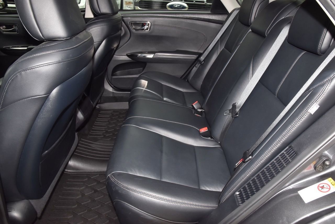 Used 2018 Toyota Avalon XLE Premium image 14