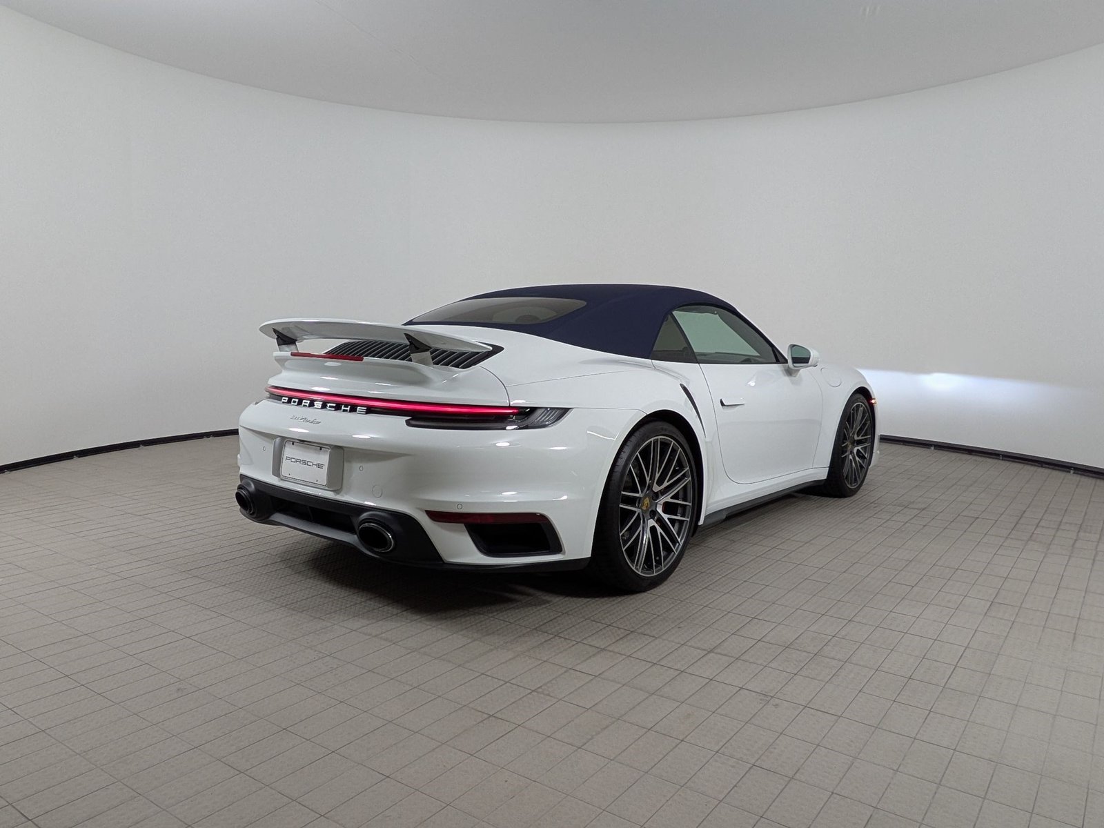 Certified 2024 Porsche 911 Turbo AWD/4WD image 9