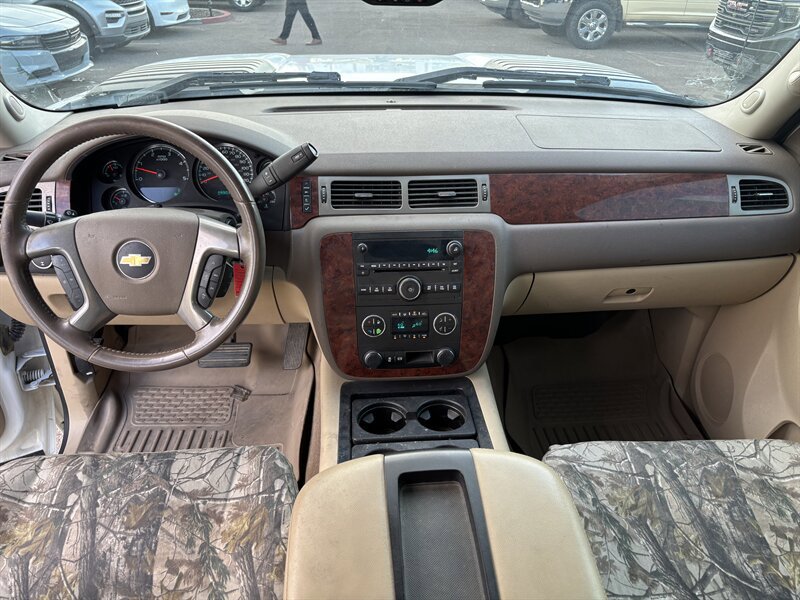 Used 2014 Chevrolet Silverado 3500 LTZ w/ Suspension Package, Off-Road AWD/4WD image 10