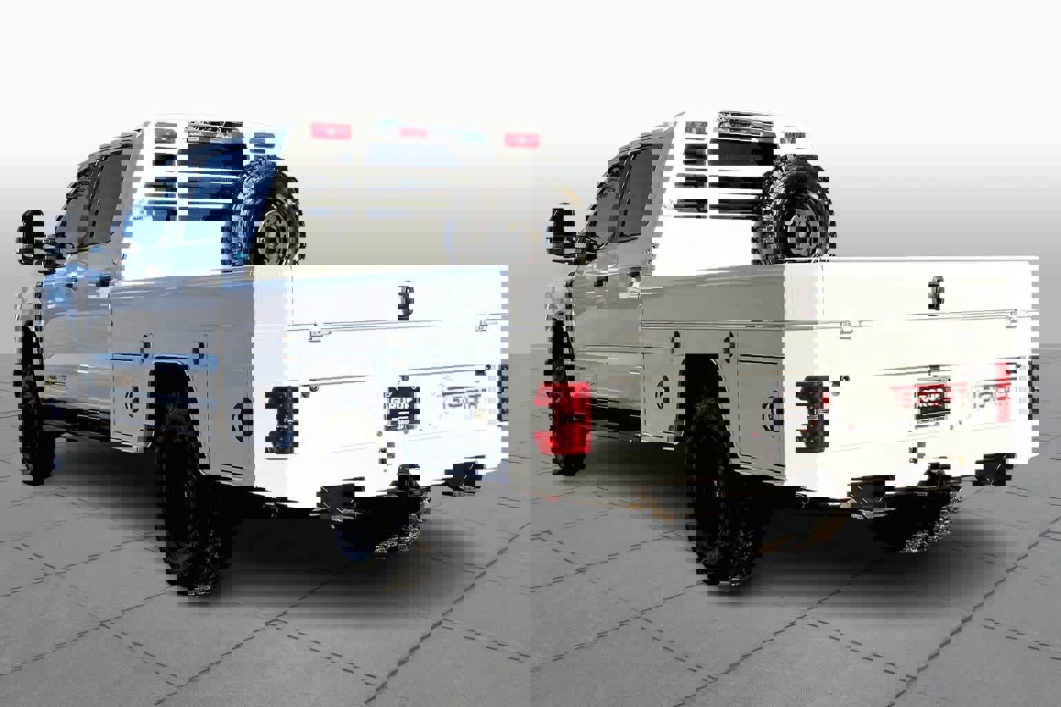 New 2026 Ford F350 XL w/ XL Chrome Package image 9