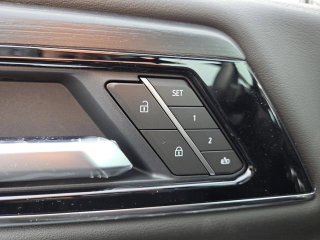 New 2026 GMC Yukon Denali w/ Denali Reserve Package image 12