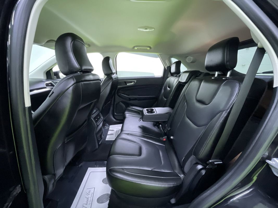 Used 2022 Ford Edge Titanium image 26