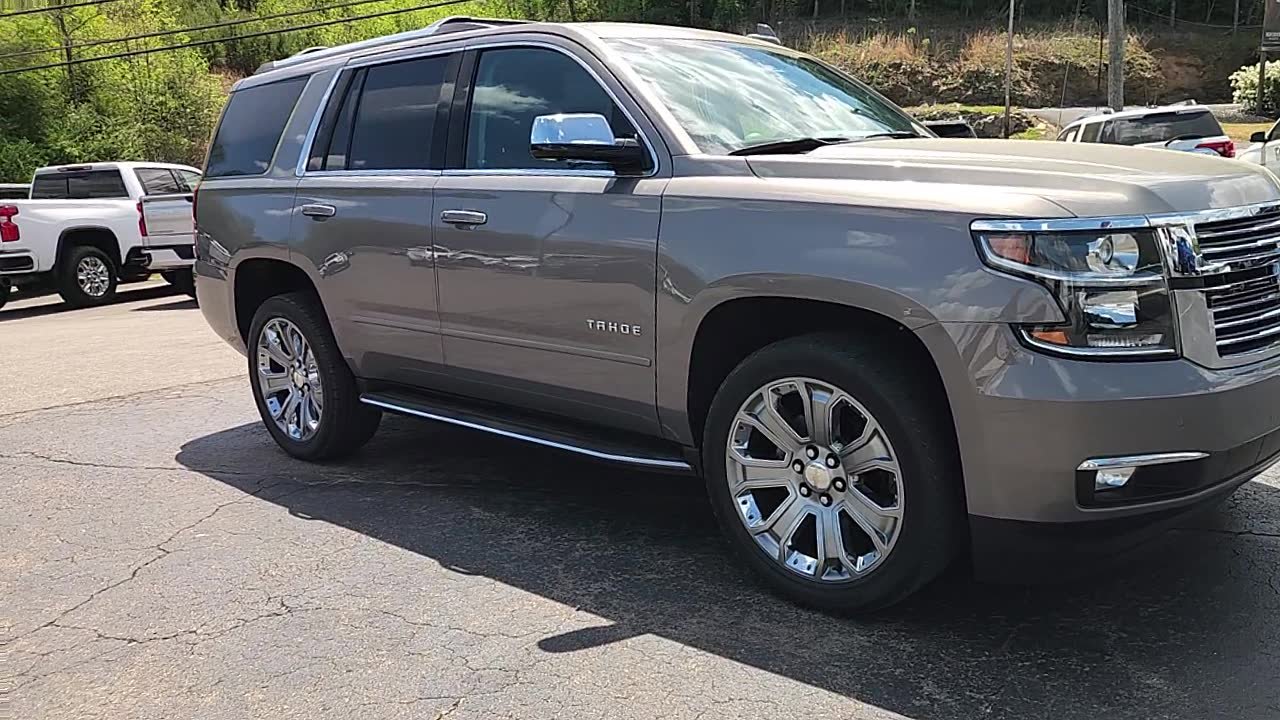 Used 2019 Chevrolet Tahoe Premier AWD/4WD image 9