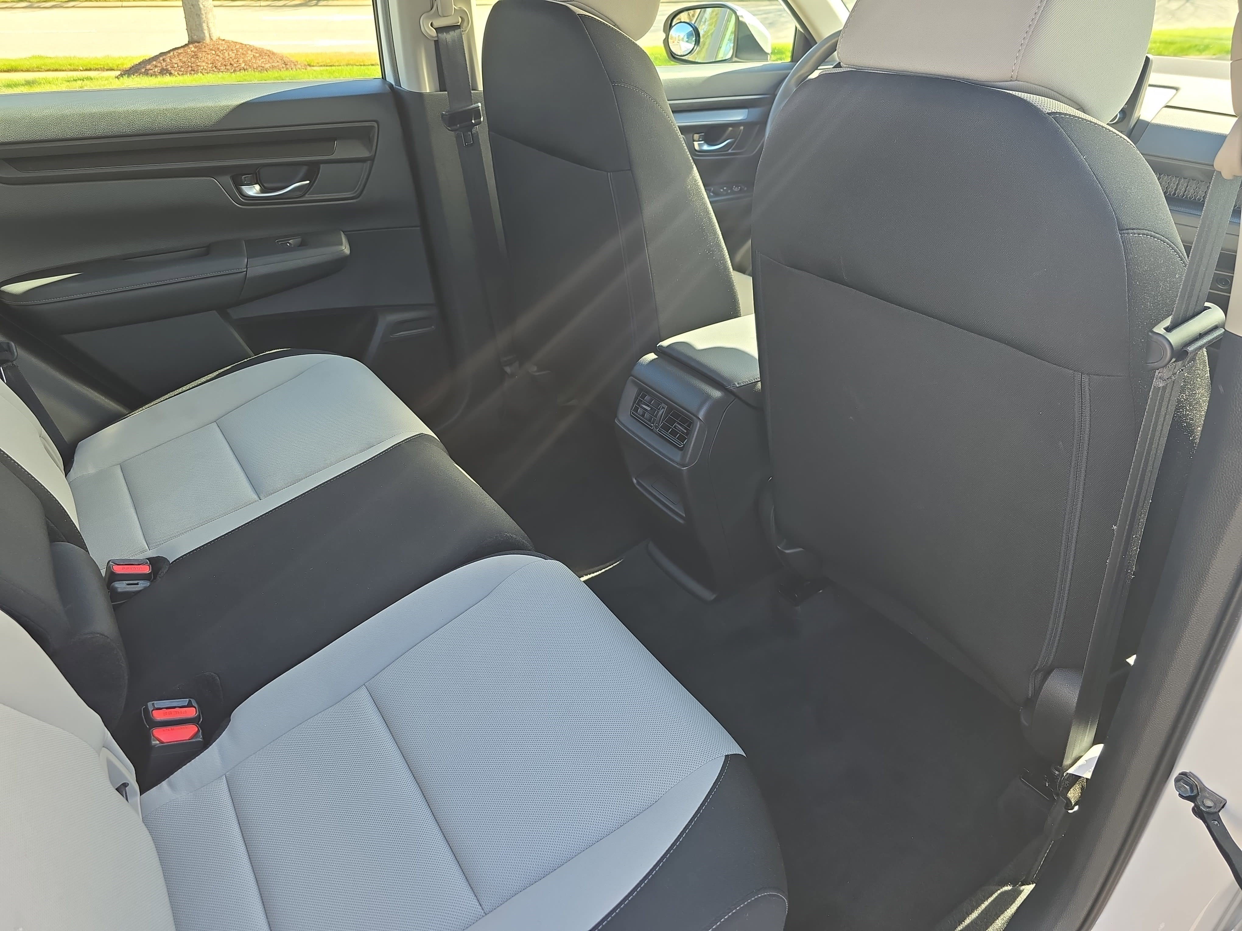 Used 2023 Honda CR-V LX image 11