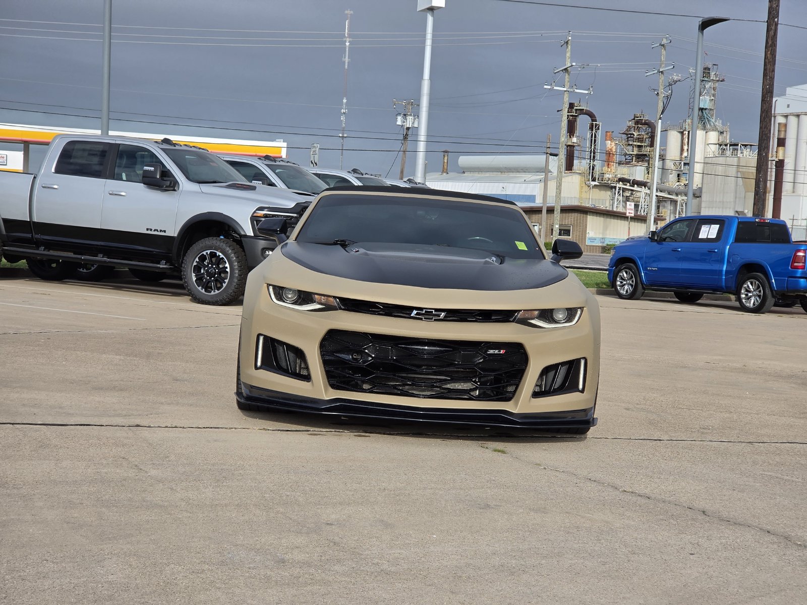 Used 2020 Chevrolet Camaro ZL1 RWD image 6