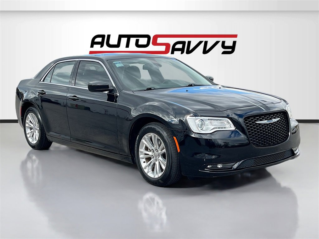Used 2021 Chrysler 300 Touring w/ Driver Convenience Group