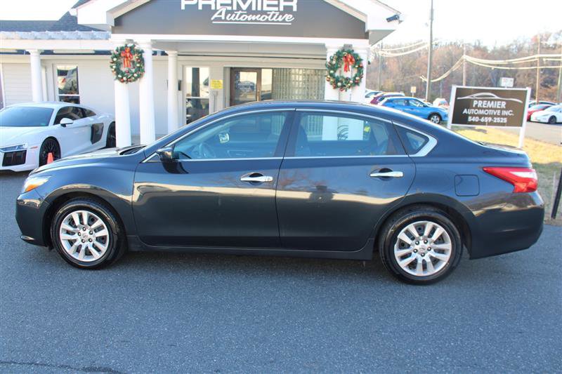 Used 2016 Nissan Altima 2.5 S w/ Power Driver Seat Package image 4