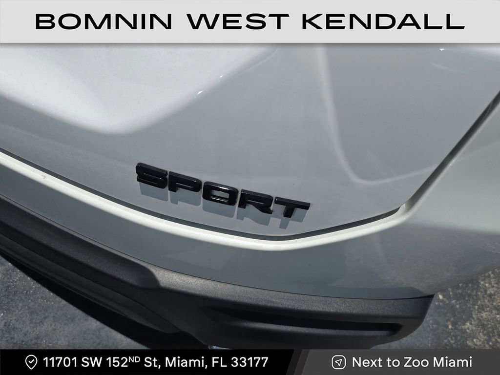 Used 2023 Honda Pilot Sport image 6