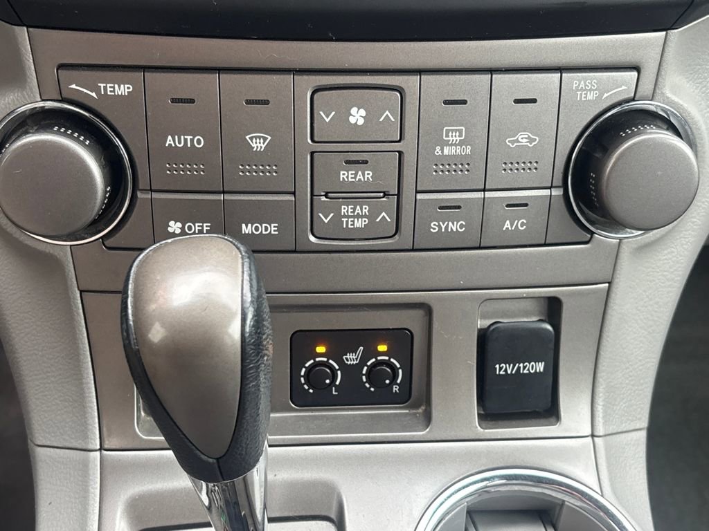 Used 2010 Toyota Highlander SE image 13
