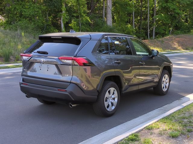 Used 2023 Toyota RAV4 LE FWD image 13