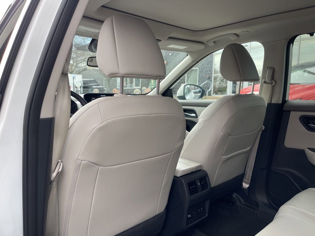 Certified 2023 Nissan Rogue SL w/ SL Premium Package image 21