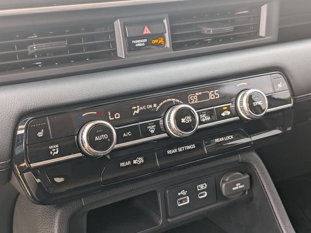 Used 2025 Honda Pilot Touring image 23