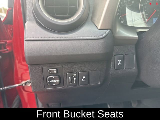 Used 2015 Toyota RAV4 LE image 17