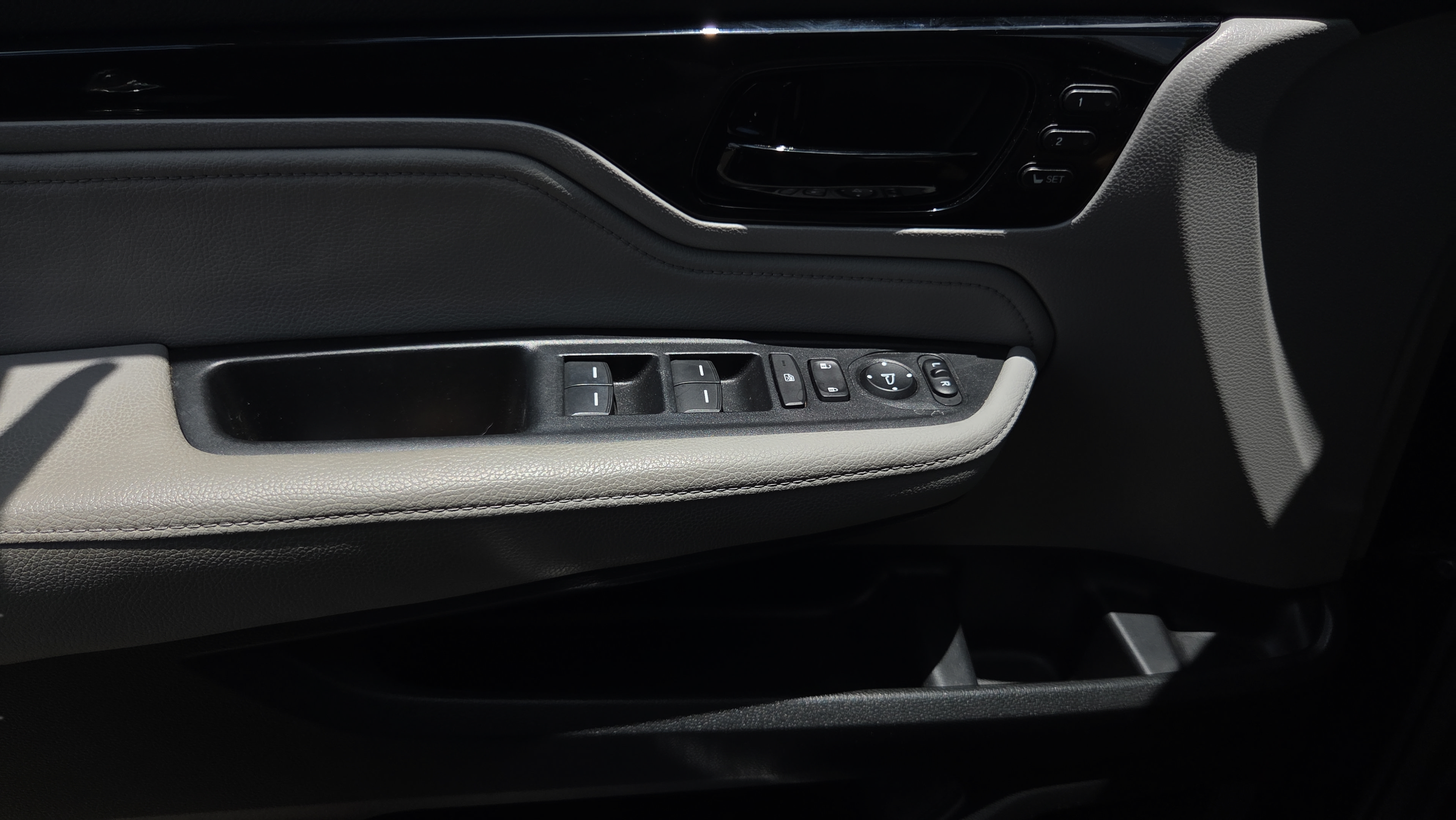 Certified 2023 Honda Odyssey Touring image 20