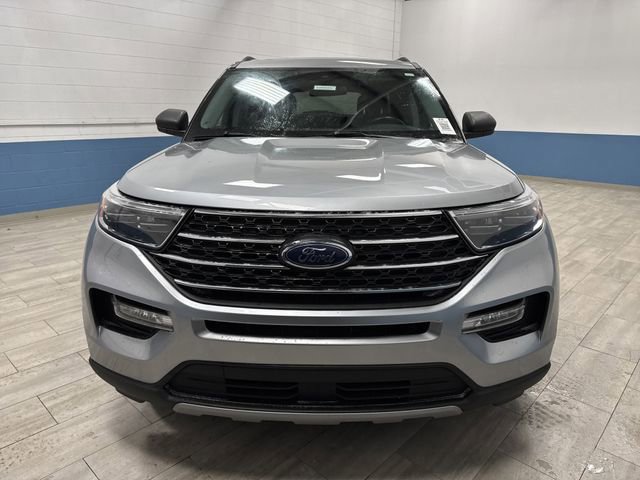 Used 2023 Ford Explorer XLT image 12