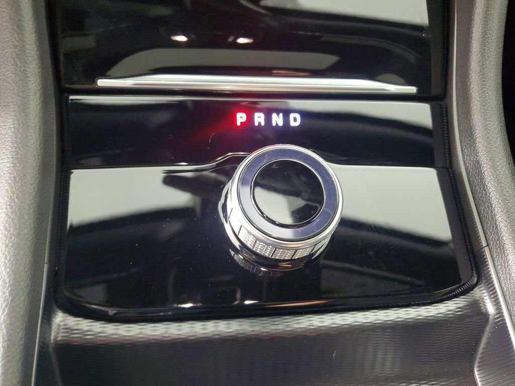 Used 2025 Jeep Grand Cherokee Laredo X image 19